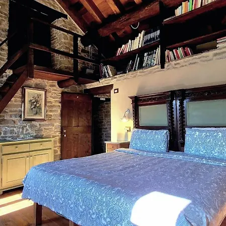 Ca' D'alfieri Vakantieboerderij *