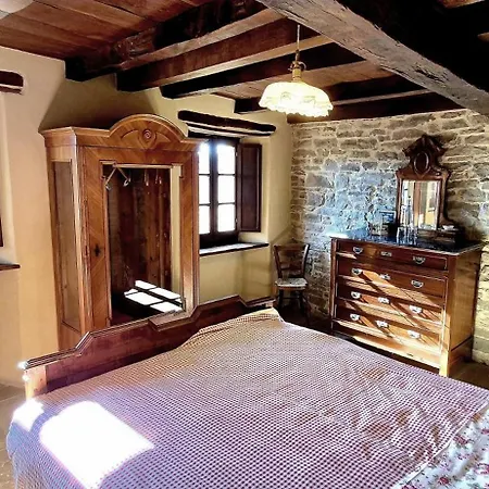 Alloggio per agriturismo Ca' D'alfieri *